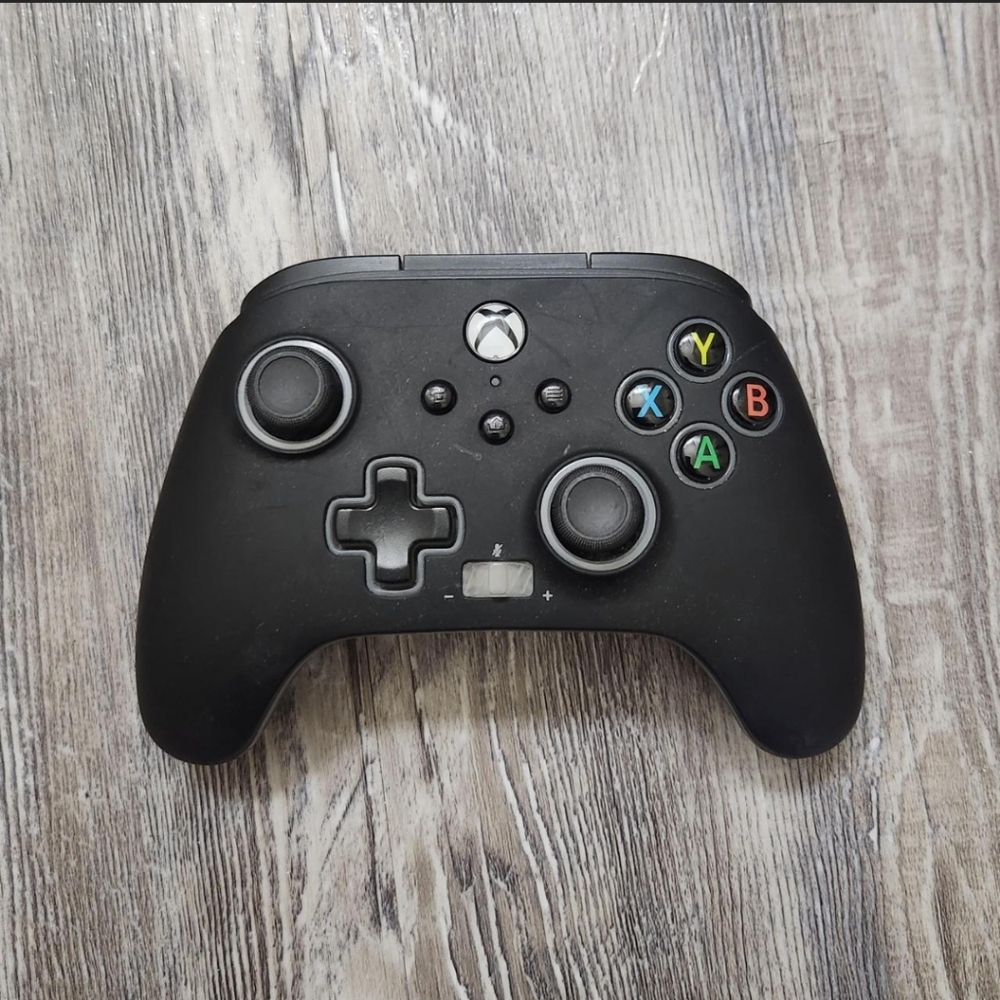 PowerA Lumectra Wired Controller (lights up)